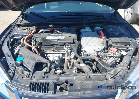 2015 Honda Accord Hybrid Touring from USA, damaged, VIN 1HGCR6F73FA014618